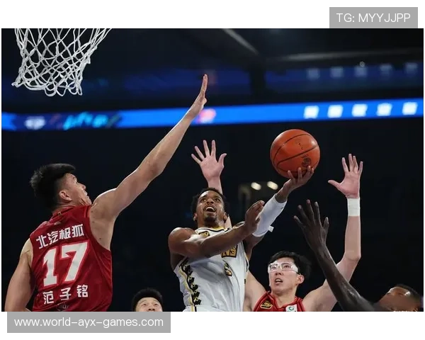 赛季大势分析:谁会成为最终的总冠军?,赛季最终排名前几的队伍可以进入总决赛